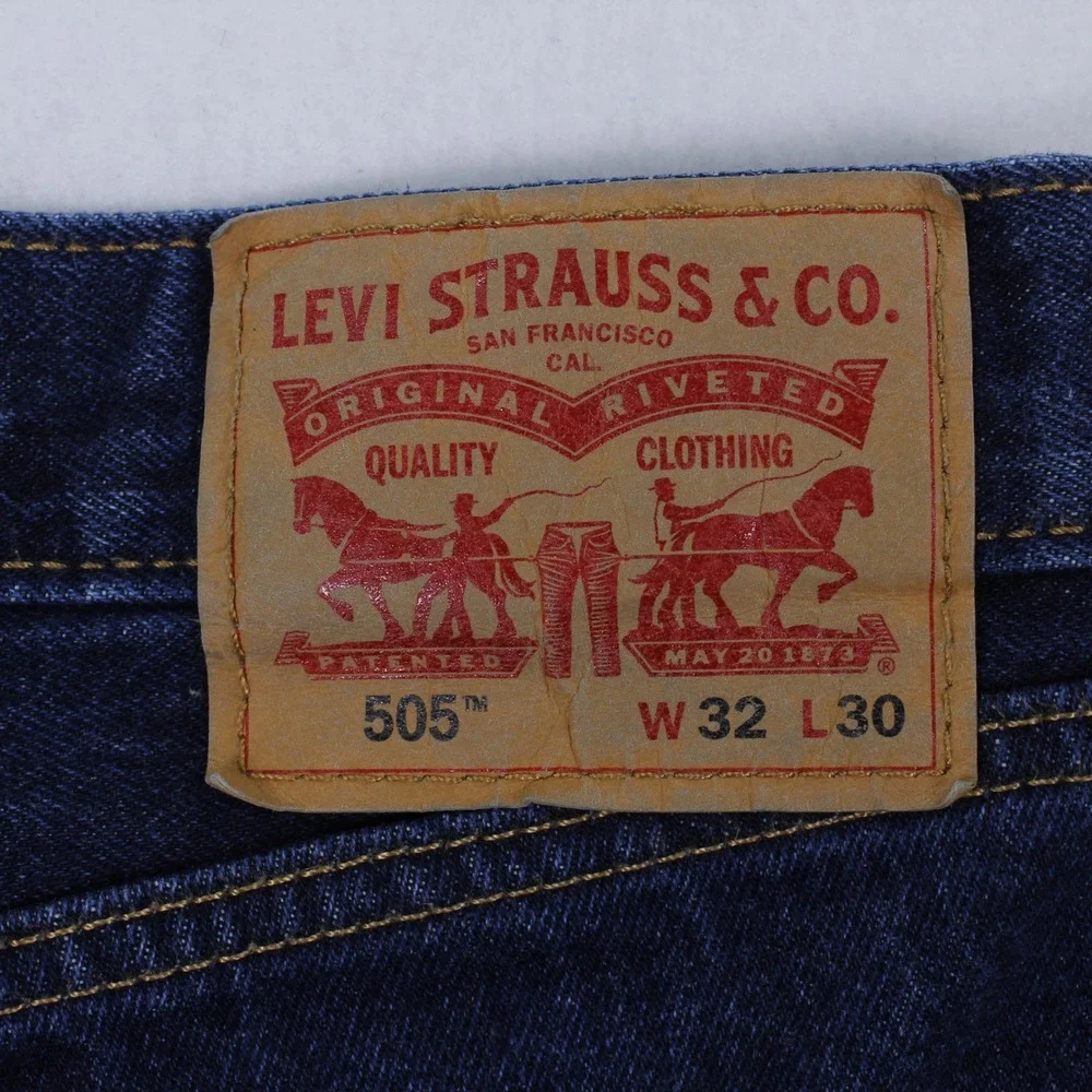 Levi's 505 Regular Fit Men's Jeans Size 32x30 Dark Wash Rinse Blue Denim